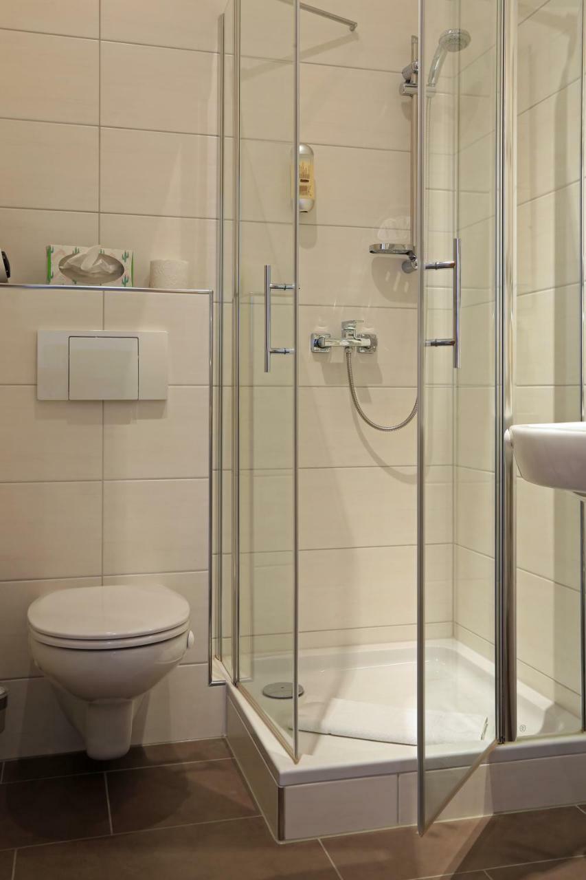 Weinstube Schwalbennest Hotel Karlstadt Luaran gambar