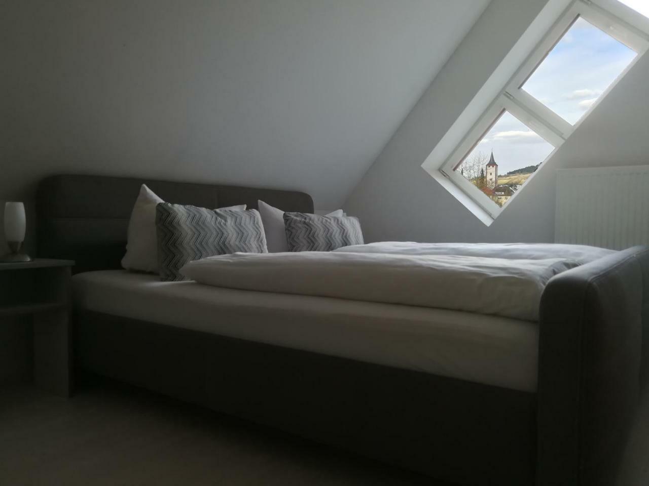 Weinstube Schwalbennest Hotel Karlstadt Luaran gambar